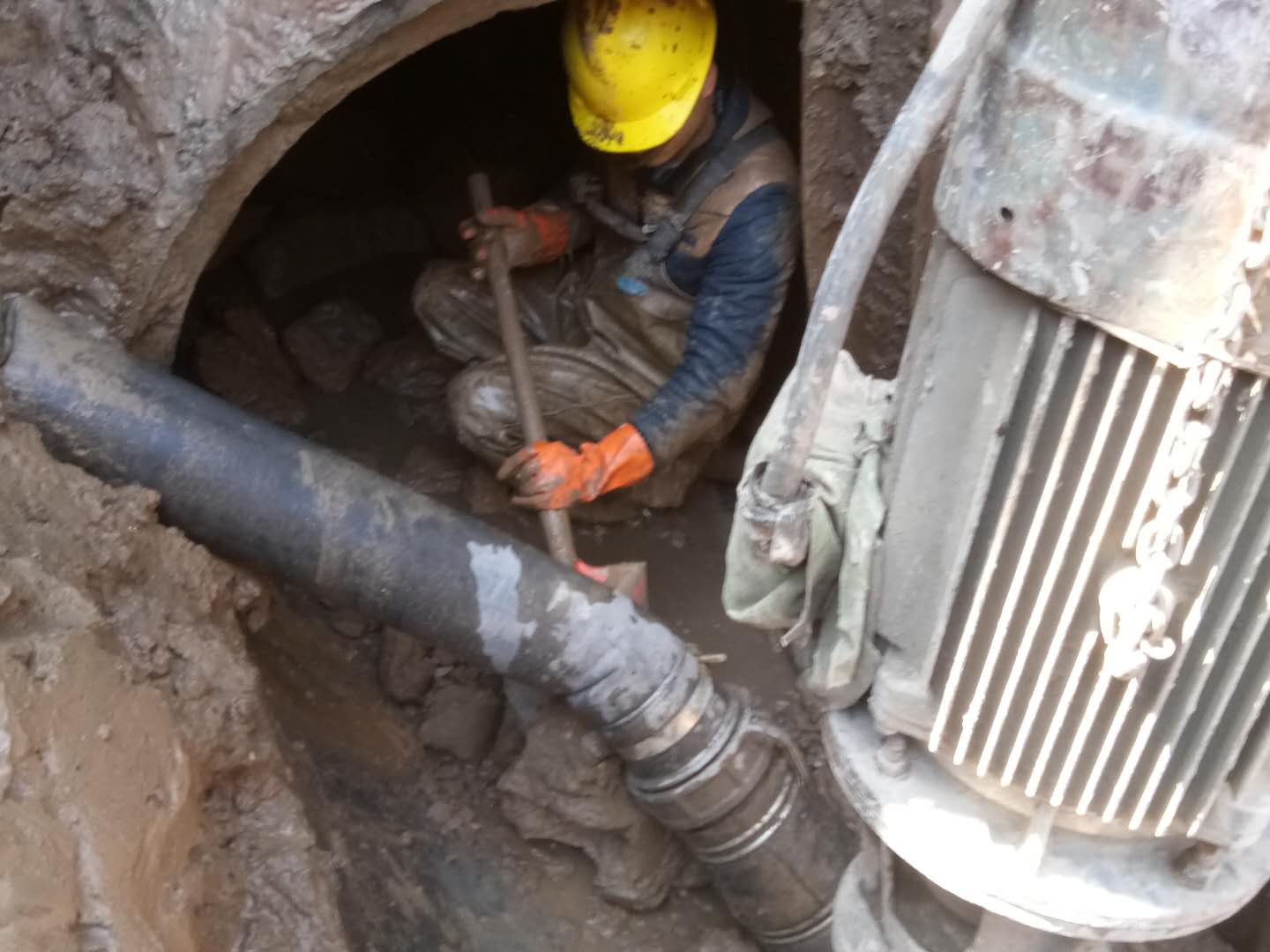 达拉特管道清淤