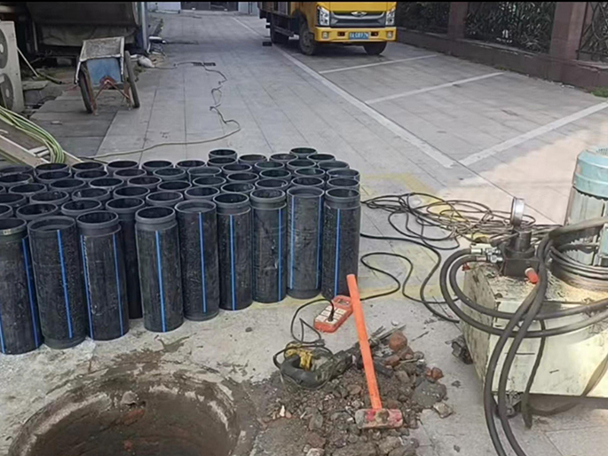 达拉特PE置换管厂家 DN315置换管 非开挖管短管置换